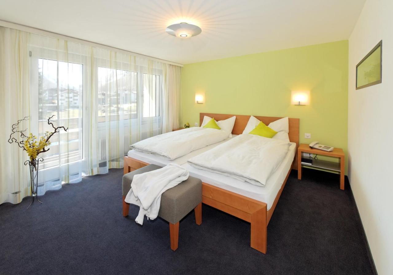 Hotel Kristall Saas-Almagell Extérieur photo